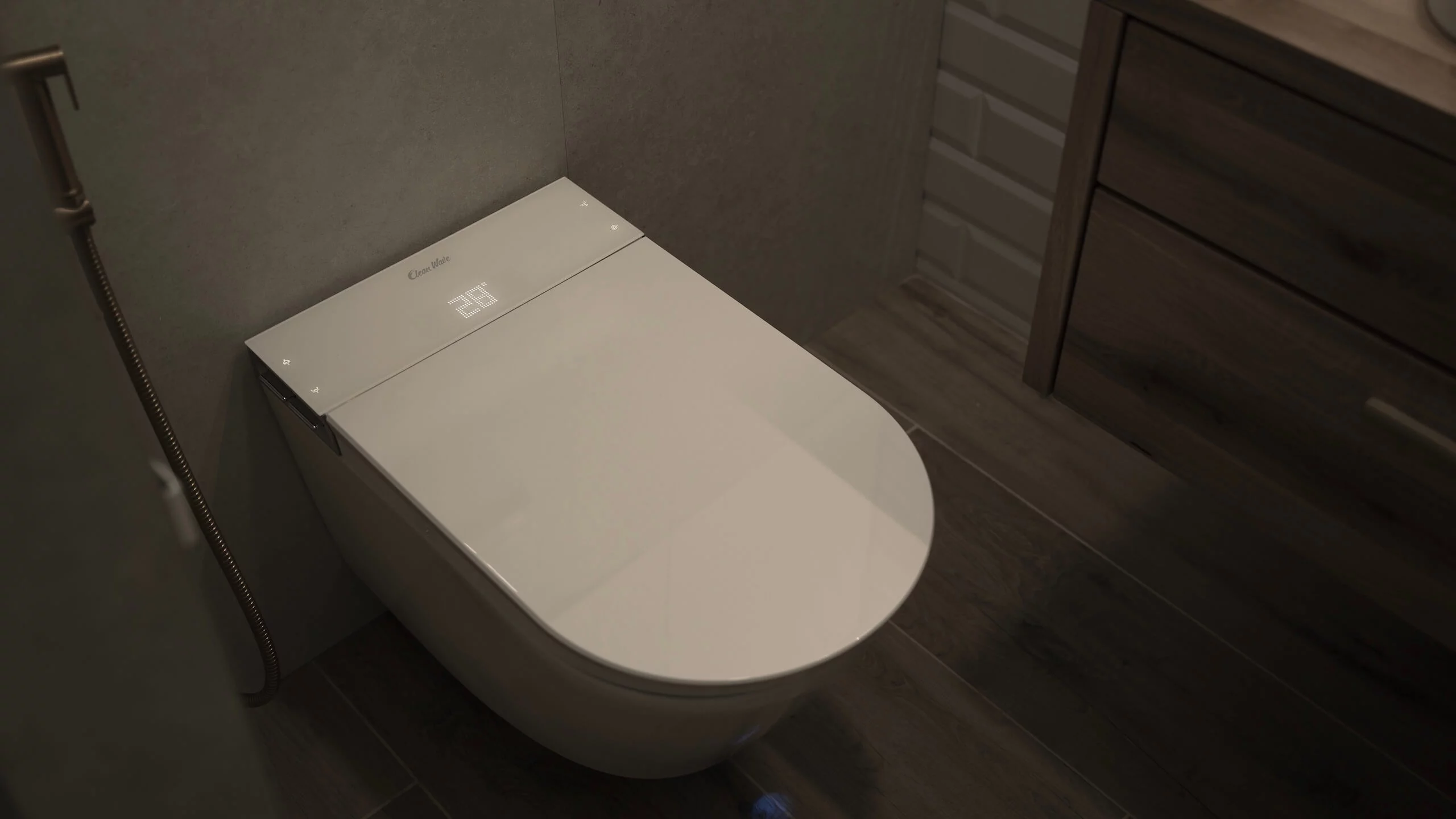 Toaleta myjąca w Twoim domu? Zobacz, jakie to proste i dlaczego warto