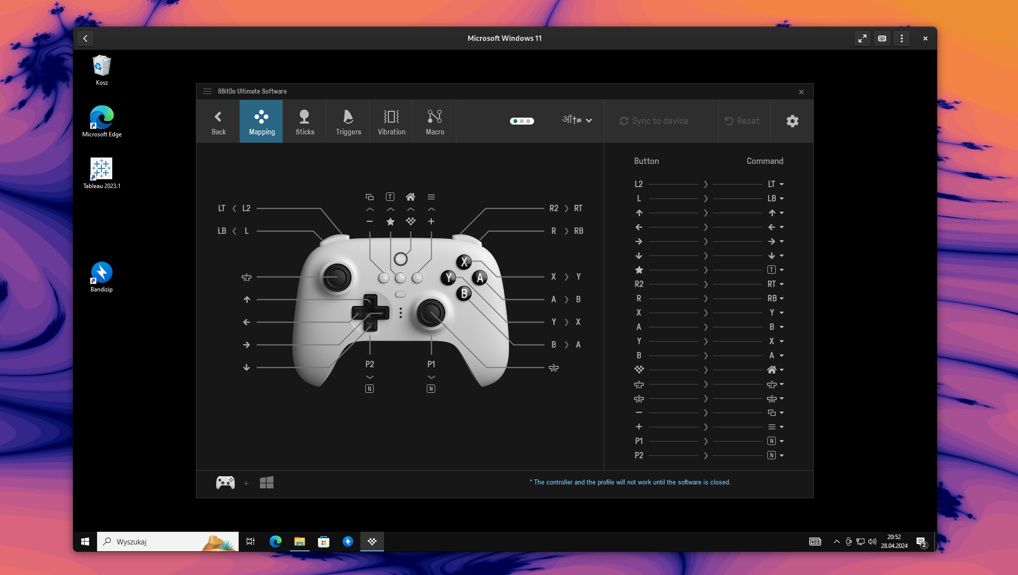 Maszyna wirtualna z Windowsem 11 uruchomiona za pomocą GNOME Boxes z włączoną aplikacją Ultimate Software