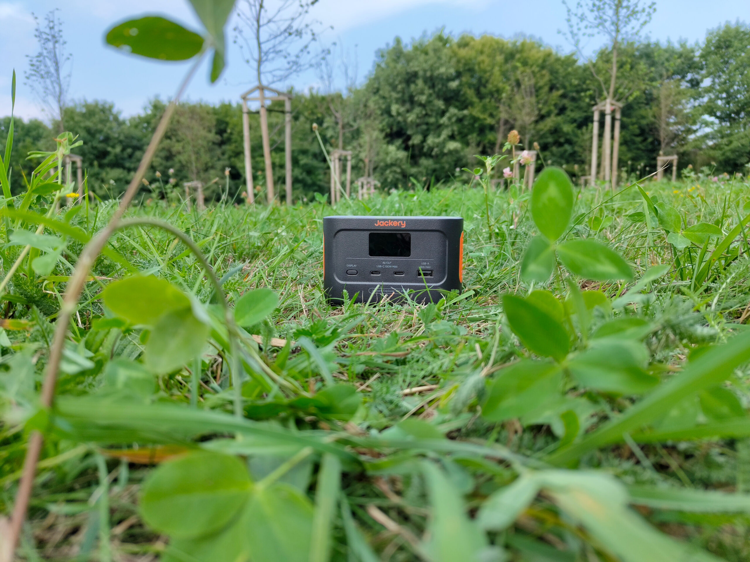 Jackery Explorer 100 Plus