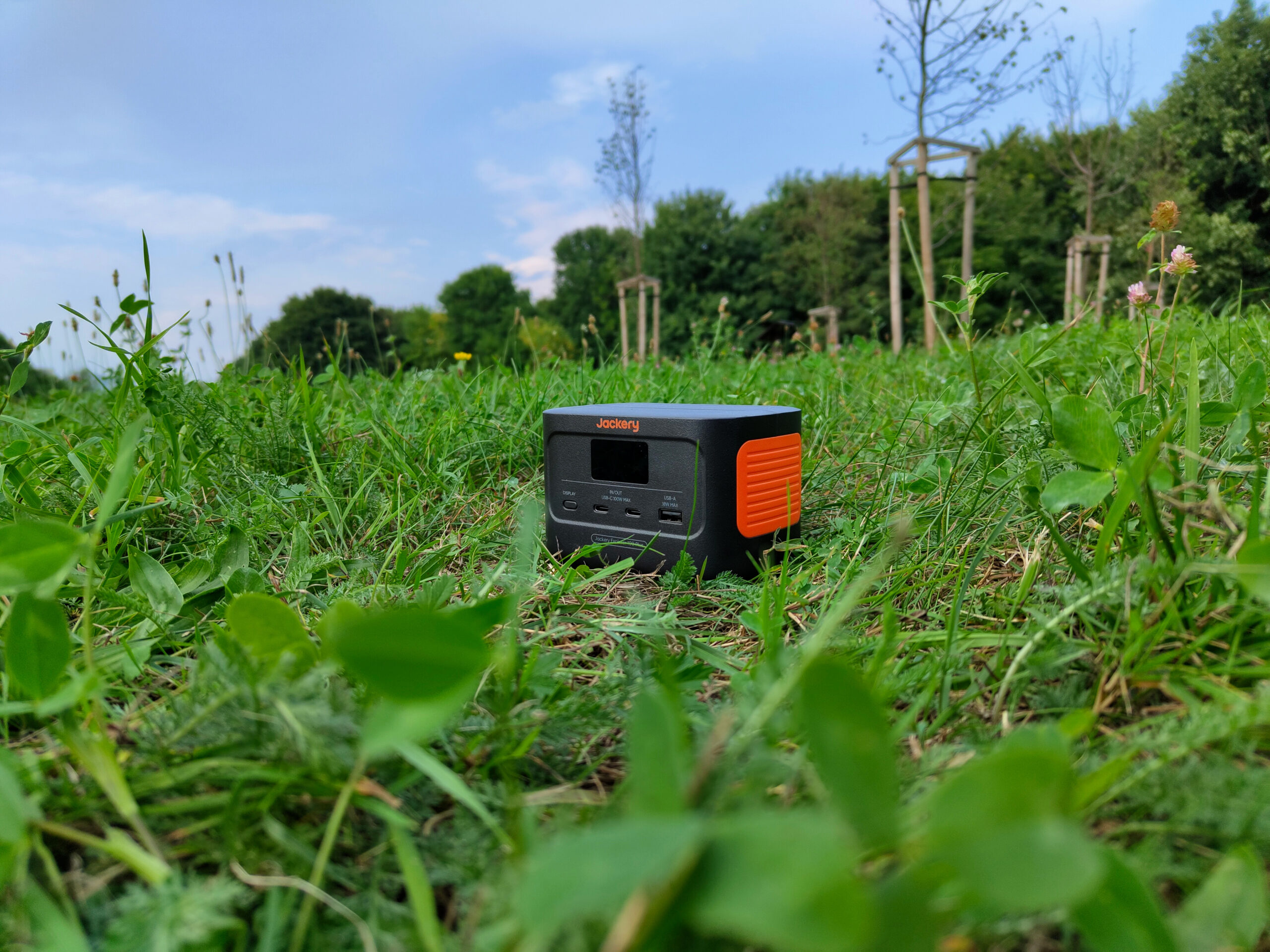 Jackery Explorer 100 Plus