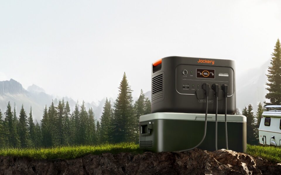 jackery explorer 3000 v2